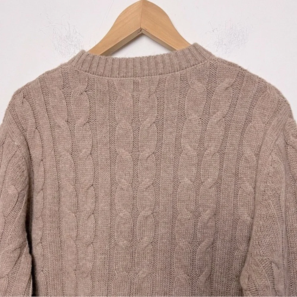 Men’s Cable Knit Sweater Wool Blend Neutral Tan